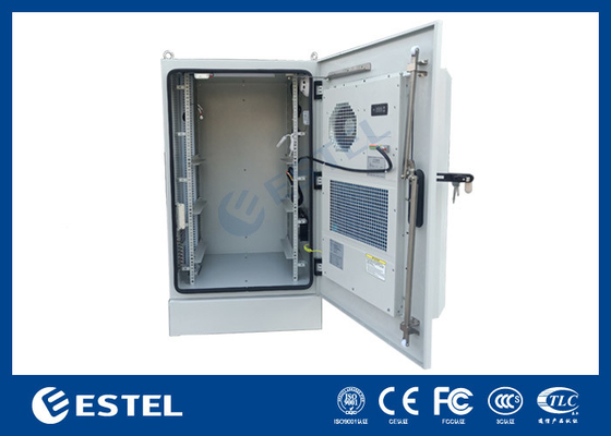 SGCC hai bức tường ngoài trời Telecom Cabinet với 48VDC điều hòa không khí và quạt