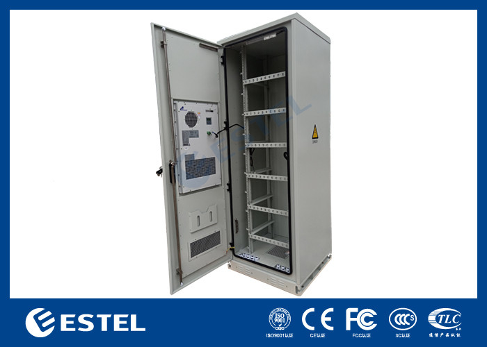 Tủ đặt trên sàn ngoài trời 19 Inch Rack 45U Không gian người dùng Với thùng điều hòa không khí